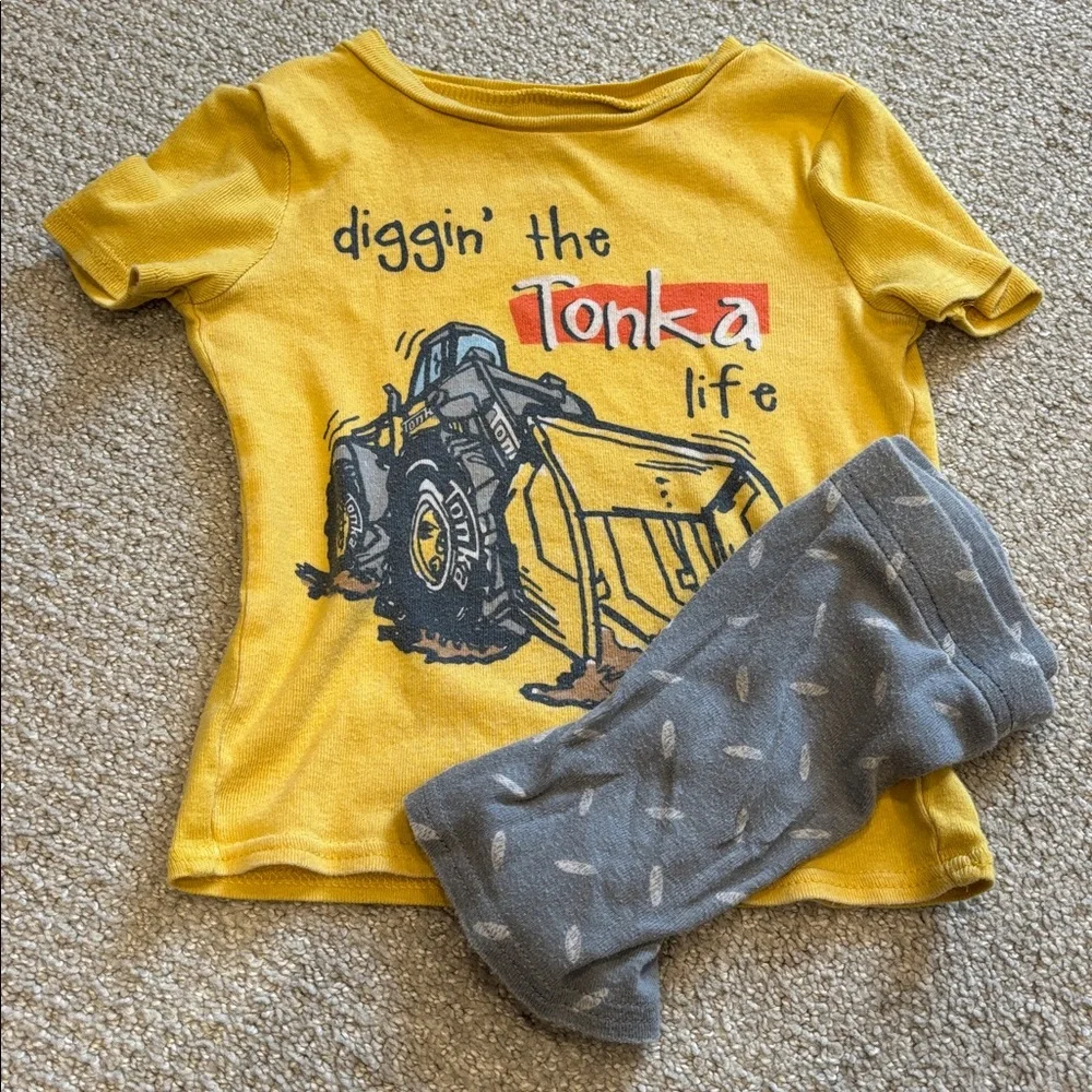 Tonka 5T Pajama Sets